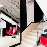 Hospedium Un Punto Chic ゲストハウス ウエスカ