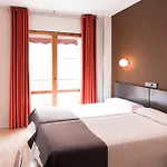 Hospedium Un Punto Chic Casa de hóspedes Huesca