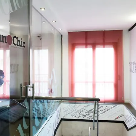 Hospedium Un Punto Chic 2* Χουέσκα