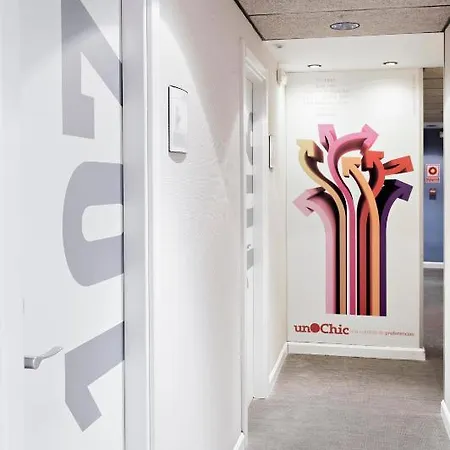 Hospedium Un Punto Chic 2*