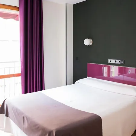 Maison d'hôtes Hospedium Un Punto Chic 2*