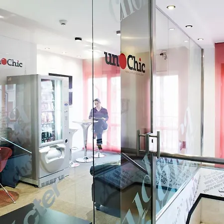 Hospedium Un Punto Chic Affittacamere Huesca