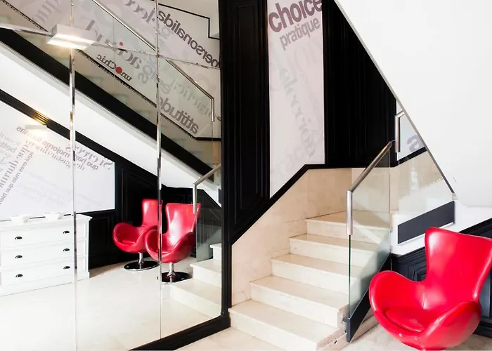 Hospedium Un Punto Chic Gasthof Huesca