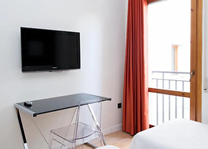 Hospedium Un Punto Chic 2* Huesca